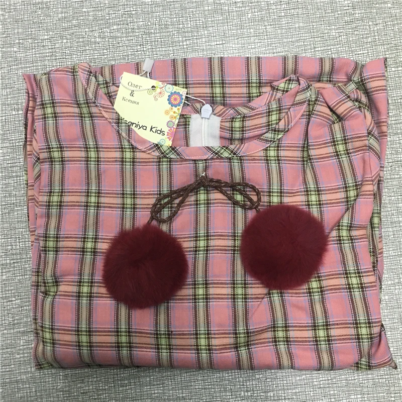 Kseniya Kids/осень ; хлопковая одежда для девочек; цвет красный, желтый; английский стиль; клетчатое платье с длинным рукавом и меховым бантом для маленьких девочек - Цвет: 007