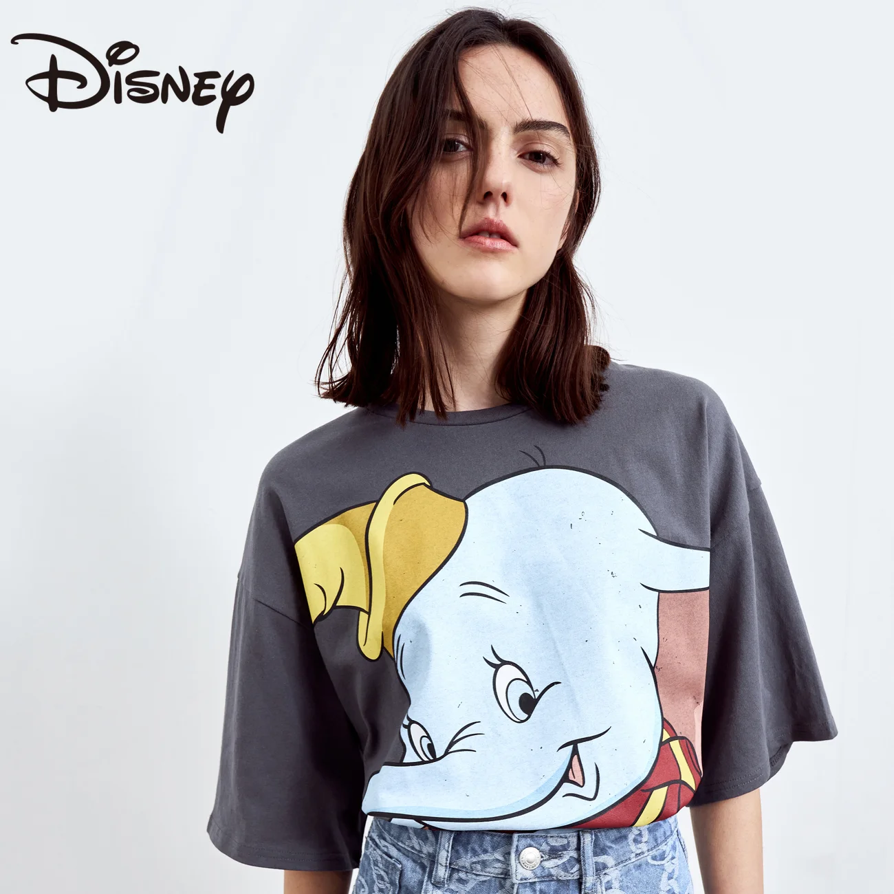 

Disney's new spring fashion versatile round neck and bottom shirt is a printed cotton Dumbo T-shirt with short sleeves T-shirt
