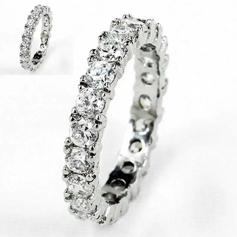 Модное кольцо с фианитом серебряного цвета женский подарок обручальное когтями