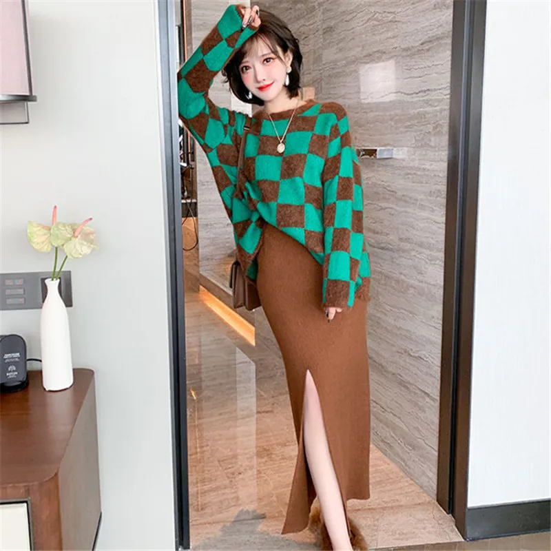 

One-piece/Suit Female Spring Autumn Plaid Round Neck Sweater+Slim Slit Knitted Half-length Skirt Two-piece Set Women's Clothing