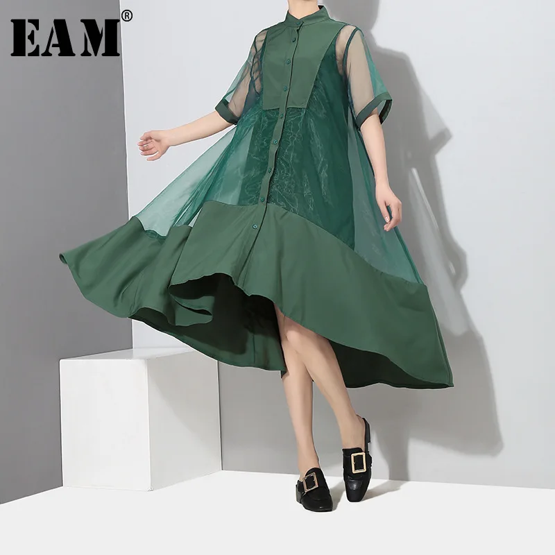 Женское платье рубашка EAM зеленое асимметричное из органзы с воротником стойкой