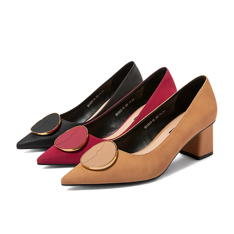 Туфли лодочки женские на среднем каблуке заостренный носок квадратный каблук