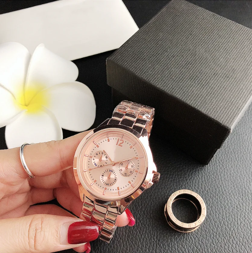 

2021 new ladies leisure trend luxury bracelet watch girl fashion sports quartz steel band watch