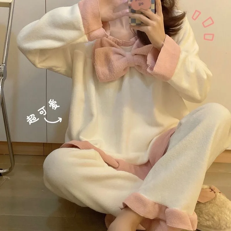 

Autumn Winter 2021 Sweet Bow Pajamas Net Red Princess Ins Home Service Two-piece Plush Thickening Women Set Clothes Spring