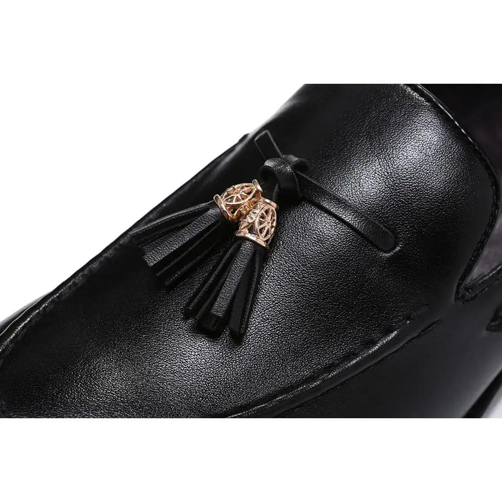 Повседневные мужские лоферы с кисточками мокасины для вождения удобные