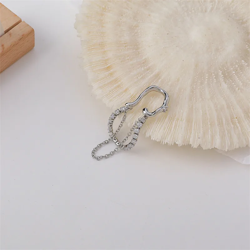 

Fashion Punk Multilayer Chain Tassel Clip Earrings for Women Hip Hop Rock Silver Color Clips Ear Jewelry Drop Earrings Dangle
