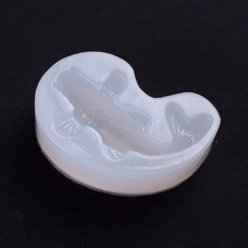 

3D Silicone Fondant Goldfish Shape Mold DIY Resin Jewelry Craft Baking Tool