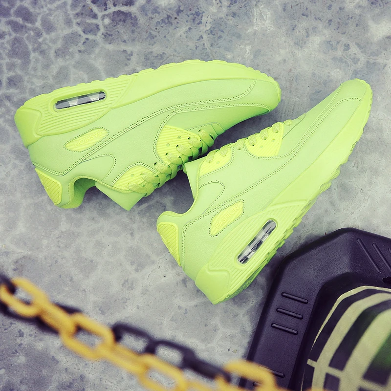 

Casual Shoes Men Breathable Light Sports Footwear New Women Soft Footwear Mesh Male Sneakers Couple Fashion Running Shoes