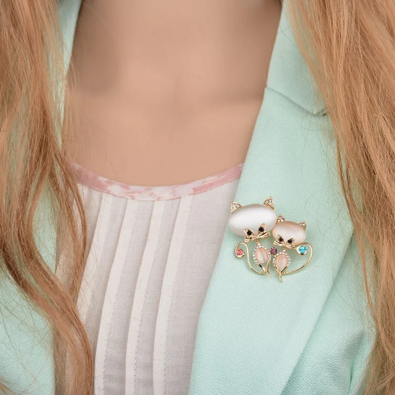 Новый милый опал Кот Броши для женщин корейская мода Свадебные Заколки горный