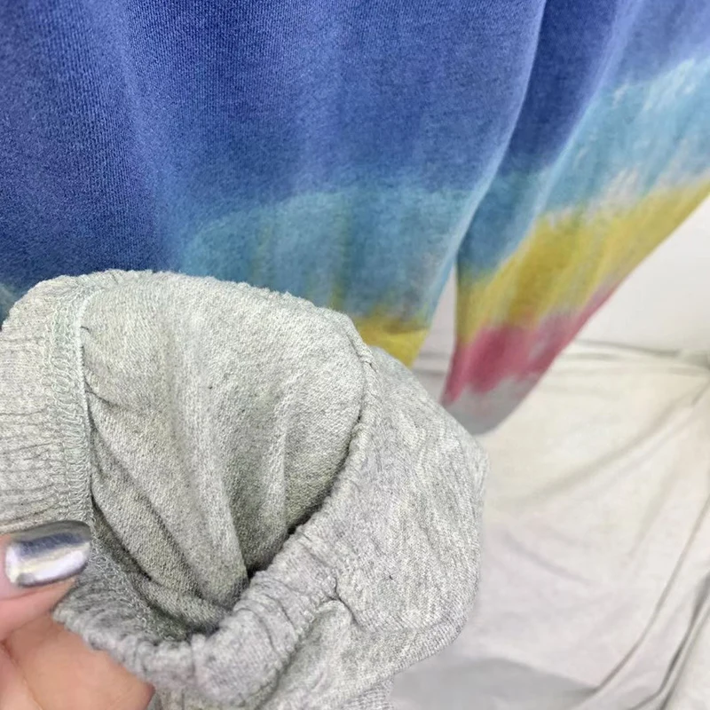 

TWOTWINSTYLE Casual Two Piece Set For Women O Neck Sleeveless Vests High Waist Lace Up Pants Hit Color Sets Female 2021 Clothing