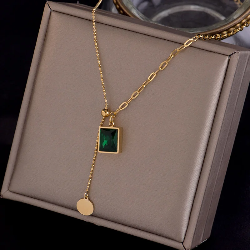

316L stainless steel fadeless simple temperament necklace emerald small public design sense pendant temperament necklace chain