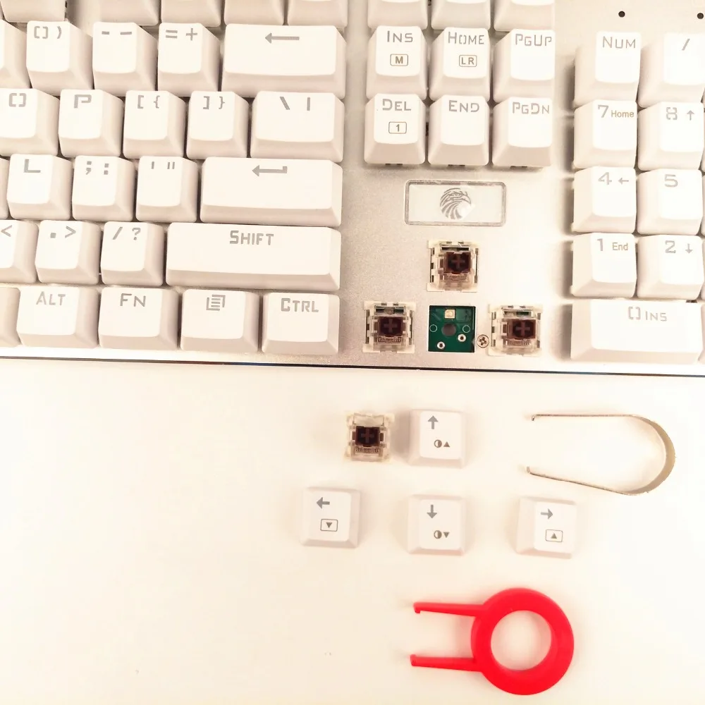 Механическая клавиатура Z88 RGB с коричневым переключателем Outemu 104, тактильная, не щелкающая алюминиевая игровая клавиатура для геймера