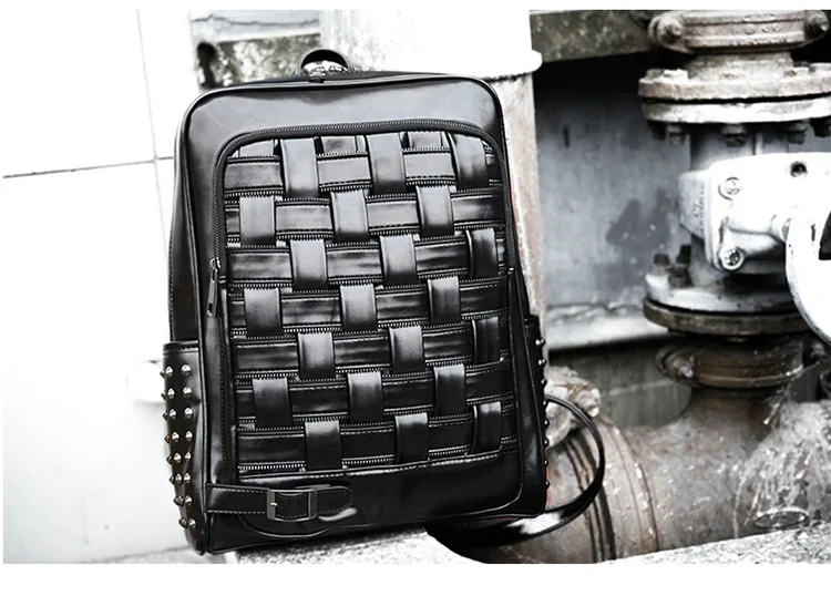 

Simple Fashion Zipper Backpack Atmosphere Weaving Rivets Black Backpack Personality Unisex PU Leather Travel Bag Student Bag