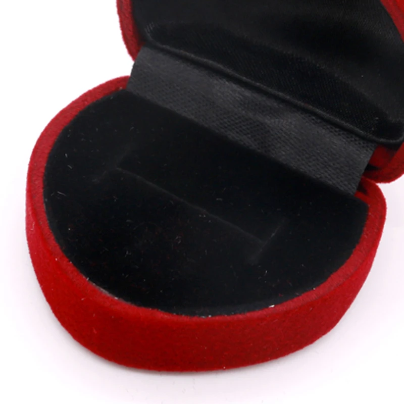 

Cute Gift Heart Shaped Velvet Boxes Display Case Weddings Party Jewelry Earrings Rings Packaging Box High Quality