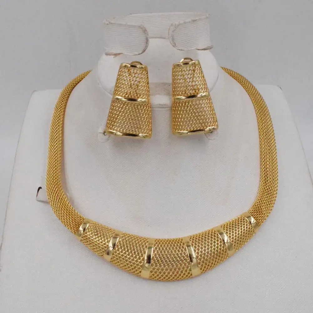 Новый стиль высокого качества Ltaly 750 золотого цвета, набор украшений для женщин, ювелирные изделия из африканских бусин, модные ожерелья, сер... от AliExpress WW