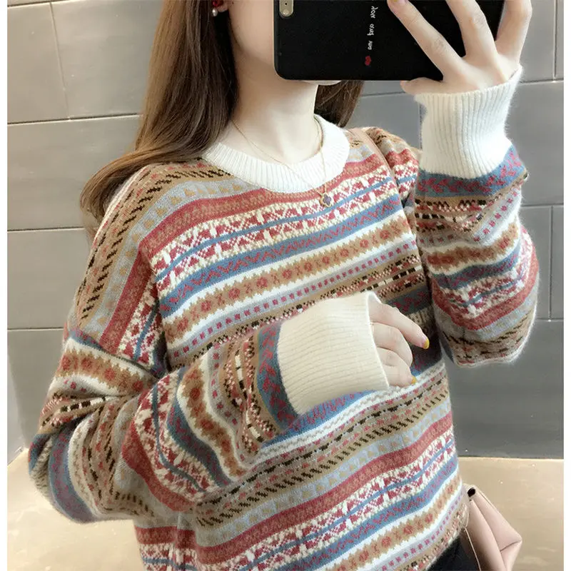Striped sweater women's crew neck fall / winter 2020 new color large size loose long sleeve short T-shirt bottom |
