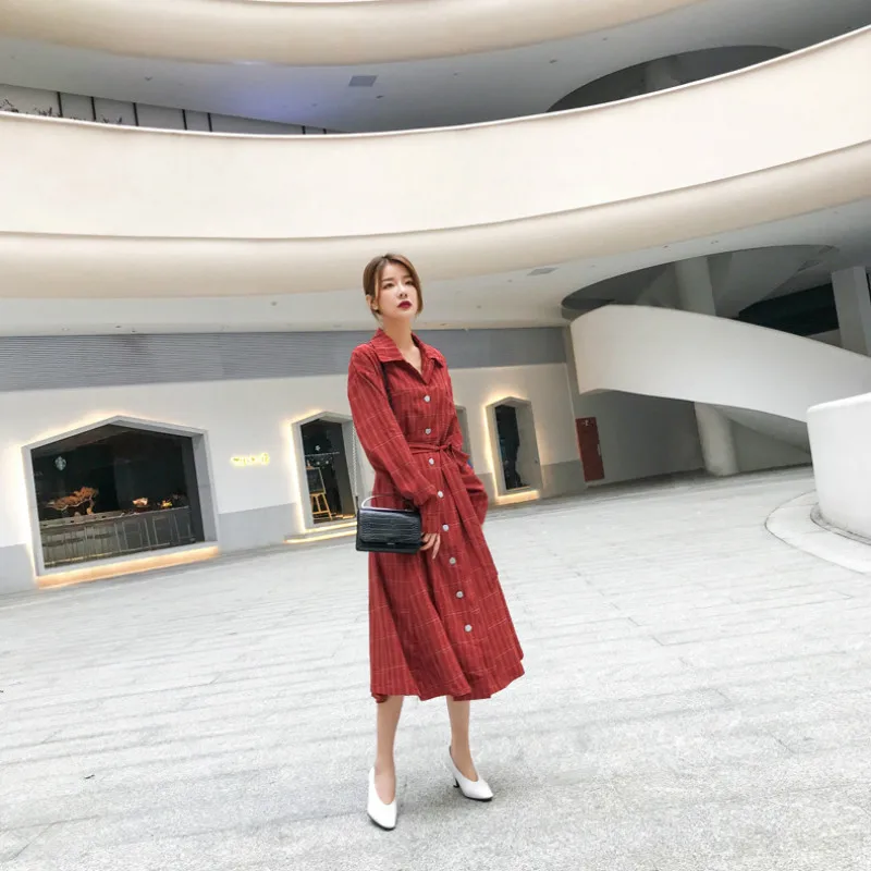 Женское длинное пальто свободного покроя красное элегантное однотонное в