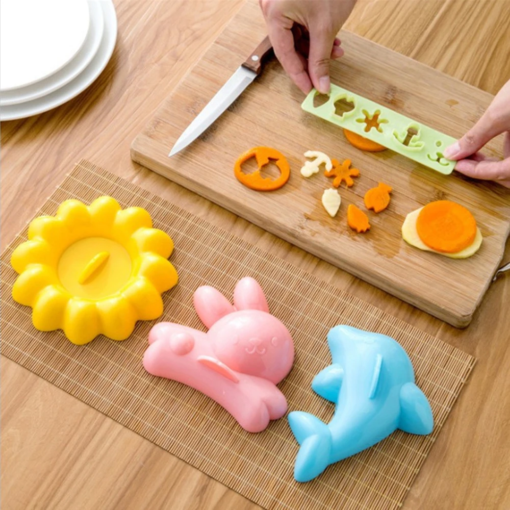 

4PCS Creative Cute Rabbit Sun Dolphins Seaweed Rice Mold DIY Vegetarian Food Sushi Bento Box Accessories Mold Baby Gadgets