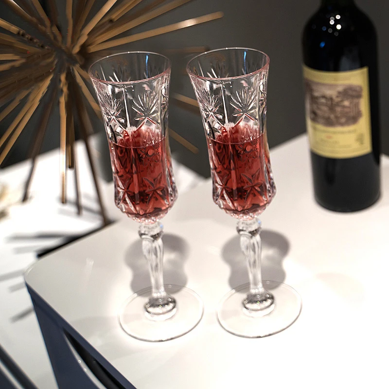 Европейские Роскошные резные стеклянные бокалы в стиле ретро для вина