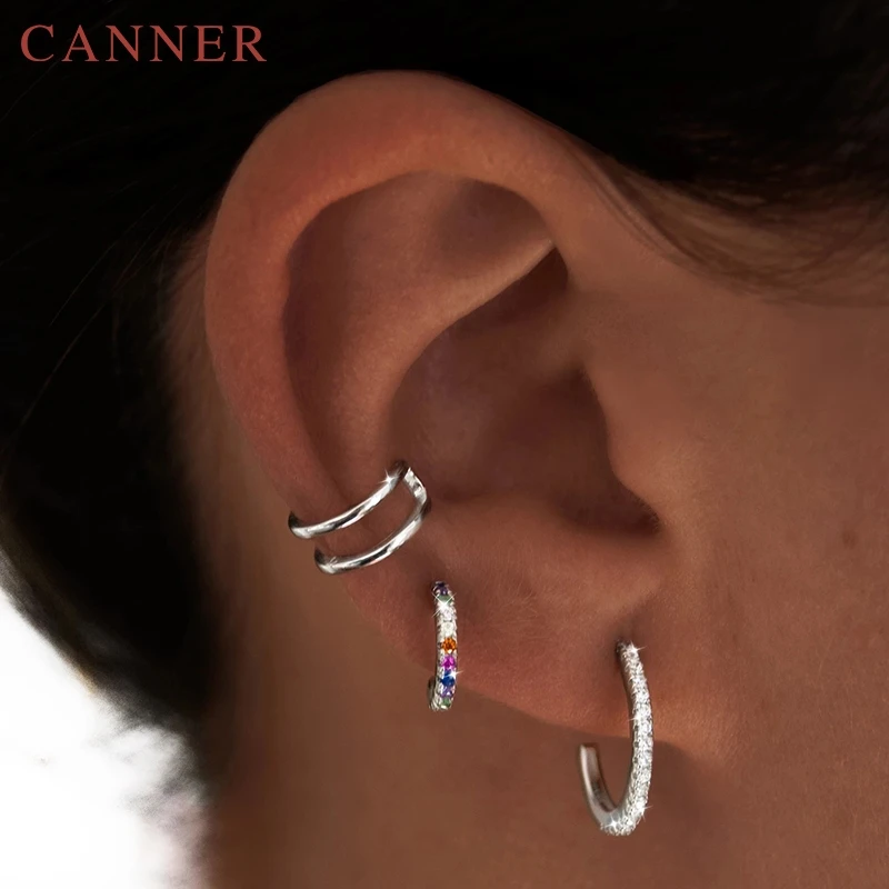 Женские серьги гвоздики из серебра 925 пробы с радужными