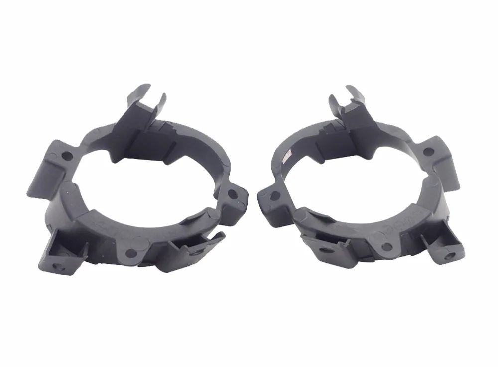 1 пара противотуманных фар дальнего света Опорные кронштейны держатель