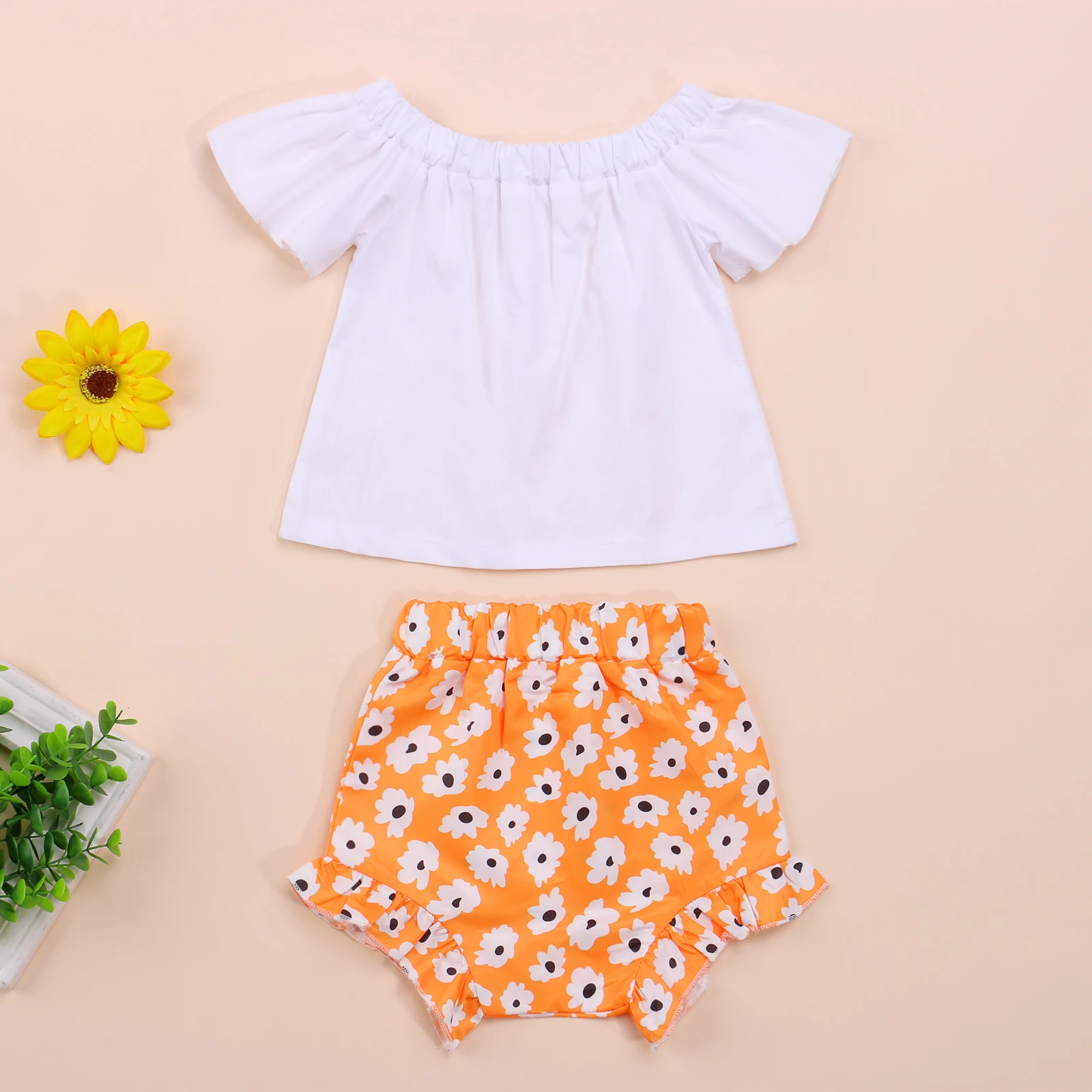 

Summer Toddler Clothing Infant Baby Girl Off Shoulder T-shirt Floral Print High Waist Shorts 2pcs Outfits