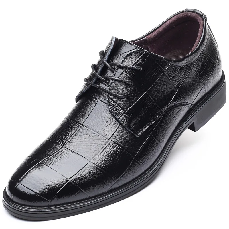 

2020 New Brogue Shoes Men Breathable Leather Party Shoes Business Dress Shoes Pointed Toe Oxfords Wedding Shoes Luxury Men Shoes