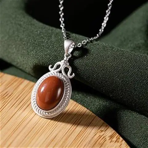 

2020 New S925 Silver Inlaid Natural South Red Agate Classical Court Ladies' Pendant High-End Clavicle Chain Set Chain