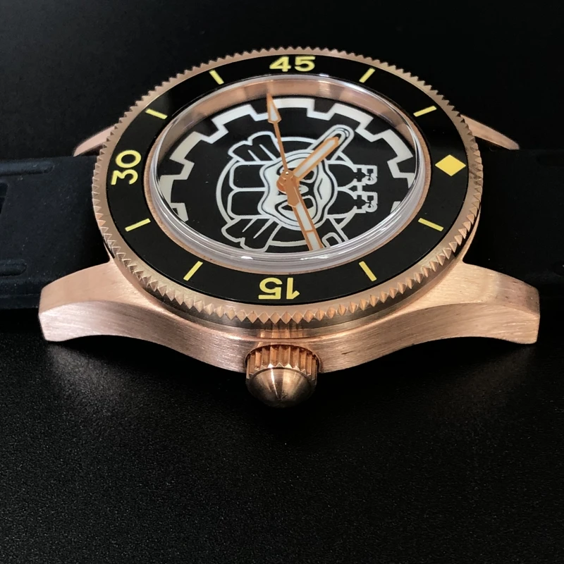 SD1952S-pro Steeldive Super Luiminous Image логотип 300 м Водонепроницаемый ремешок Нато Мужская керамическая рамка CUSN8 Бронзовые часы NH35