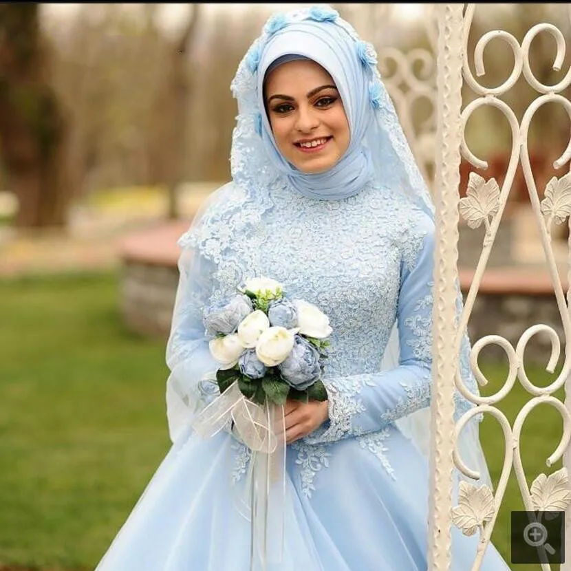 Robe De Soiree Arabic Muslim Long Sleeve High Neckline Prom Dress 2020 Ball Gown Modest Women Vintage Gothic Prom Dresses
