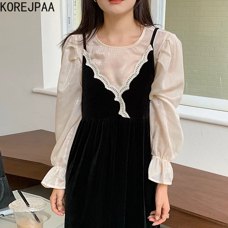 

Korejpaa Elegant Women Two Piece Set Autumn Round Neck Flared Sleeve Shirt + Lace Patchwork Velvet Suspender Dress Fashion