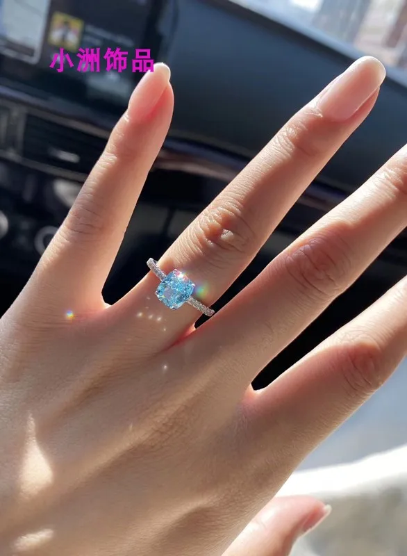 

925 Sterling Silver Thick Plated Gold Hand Inlaid Craft Fresh and Lovely Blue Diamond Aquamarine Diamond Ring Light Blue Rhinest