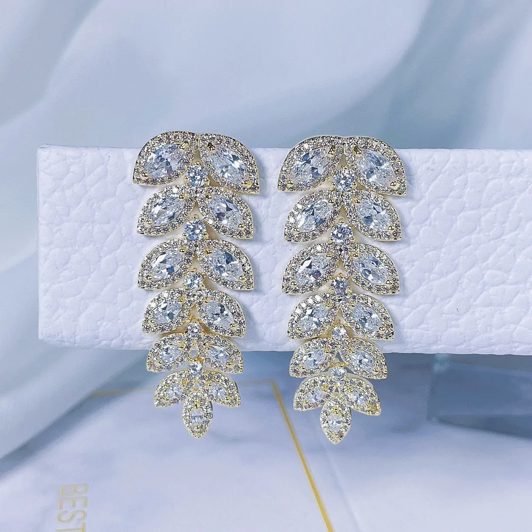 Новый дизайн Висячие длинные серьги с листьями и кисточками Модные Ювелирные