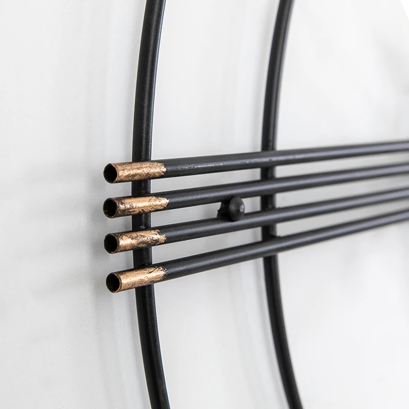 Роскошные минималистичные настенные часы креативные металлические для гостиной