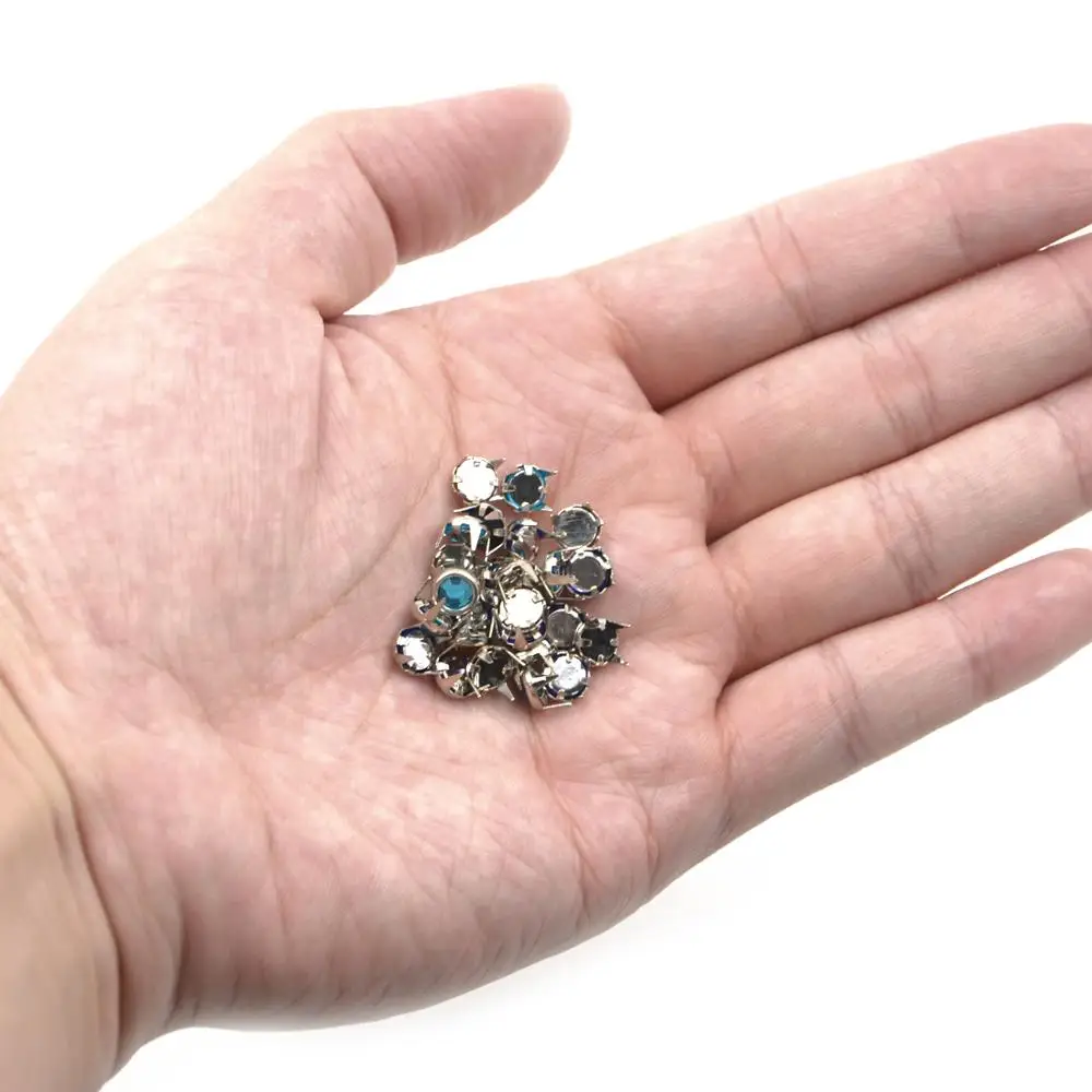 Шпильки-гвоздики круглые со стразами 6 мм 100 шт. заклепки шпильки модные кожаные