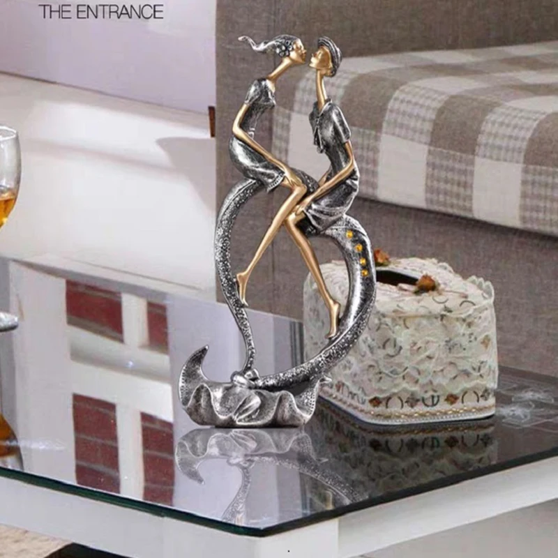 

Resin Lovers Statue Romantic Figure Desktop Handicraft Wedding Gift Original Design Elegant Office Home Living Room Decoration