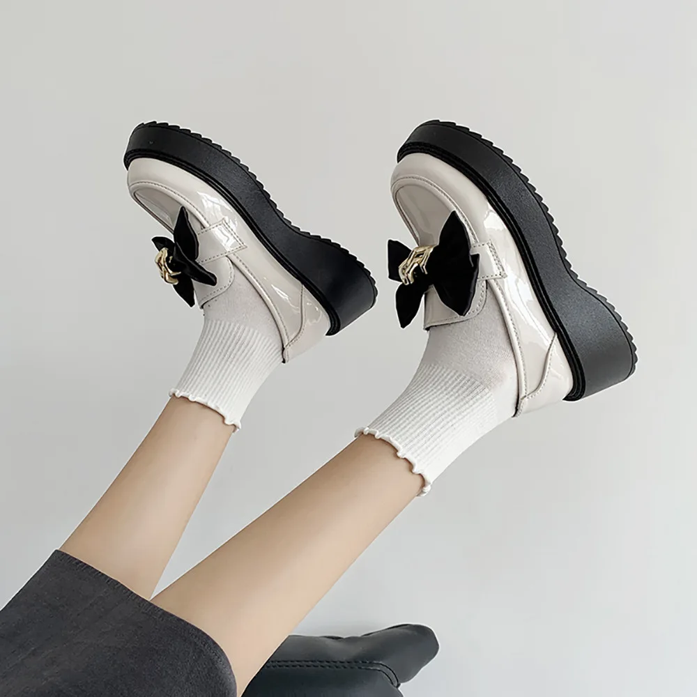 Туфли женские кожаные оксфорды на шнуровке высокий толстый каблук лоферы