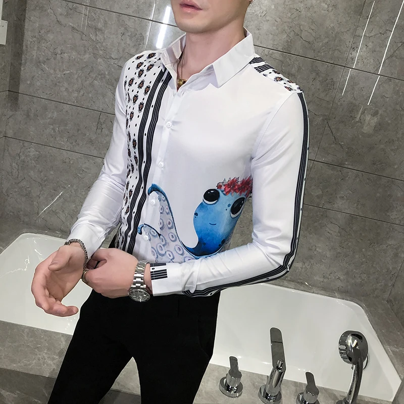 Мужская приталенная рубашка белая с цифровым принтом длинным рукавом смокинг