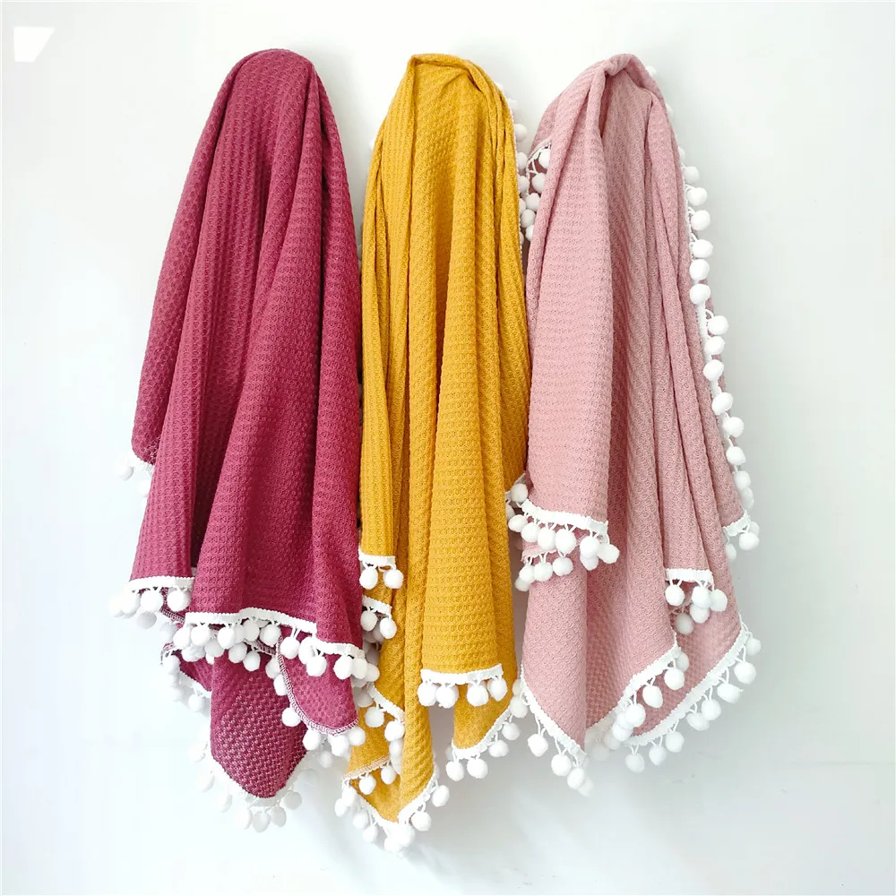 

Baby Pompom Blankets Newborn Diaper Swaddle Wrap Cotton Muslin Waffle Blanket Double Gauze Bath Towel Feeding Photo Props