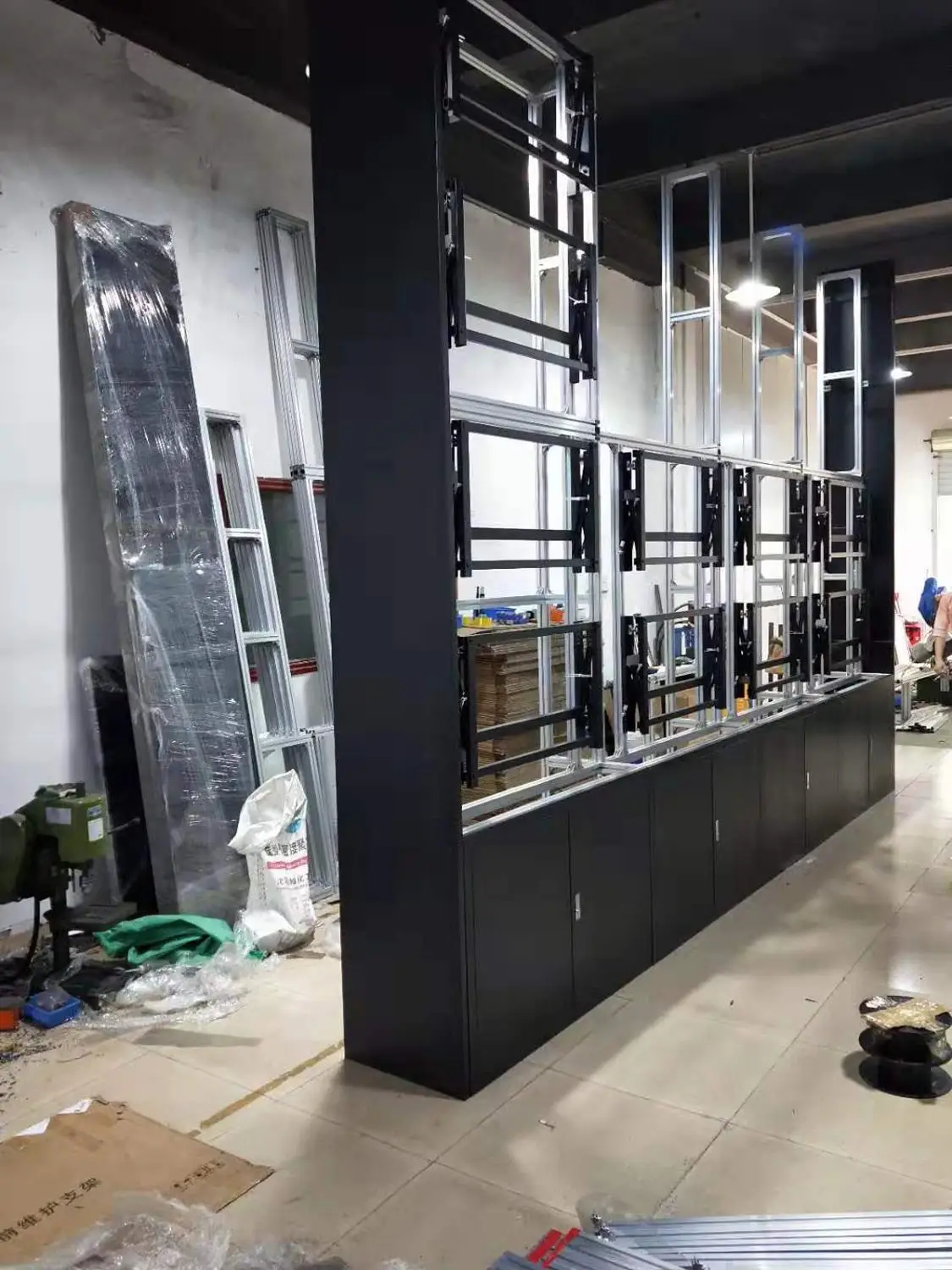 Стальная конструкция B2B для шкафа подставки ЖК-дисплея светодиодная видеостена