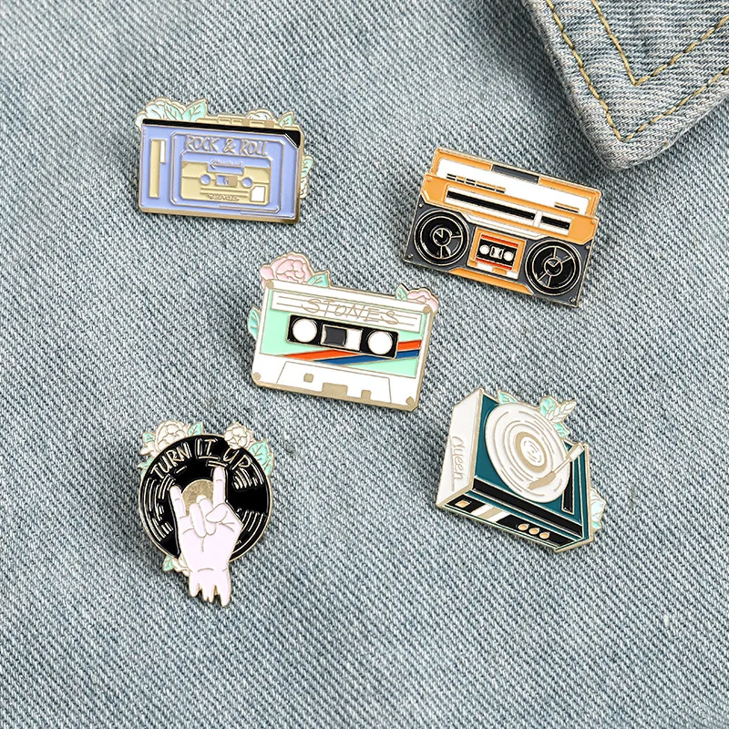 

Rock Until Dead Enamel Pin Record Player Speaker Cassette Brooch Bag Lapel Pin Old School Badge Jewelry Gift for Friends