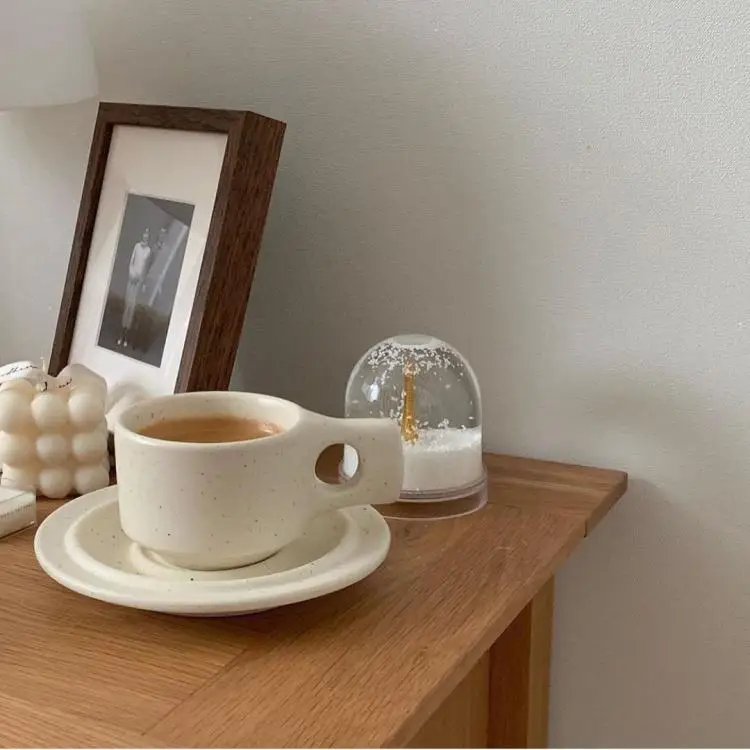 Керамическая креативная кофейная чашка европейская Экологически чистая Милая