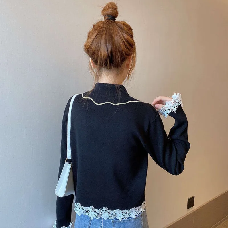 

Spring Autumn Women Shirt Korean Style Stitching Lace Long-Sleeved Button Tops 2021 New Female Black White Shirt
