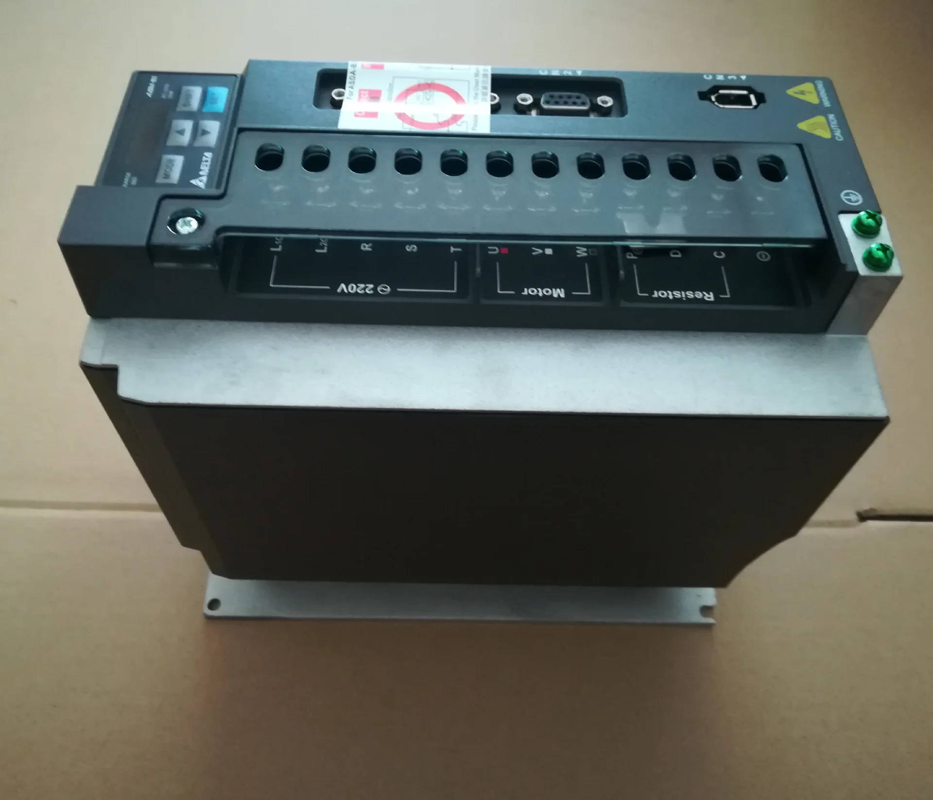 

Delta 220V single / three phase ASD-A3-1521-L ASD-A3-1521-F ASD-A3-1521-M 1.5kw servo drive