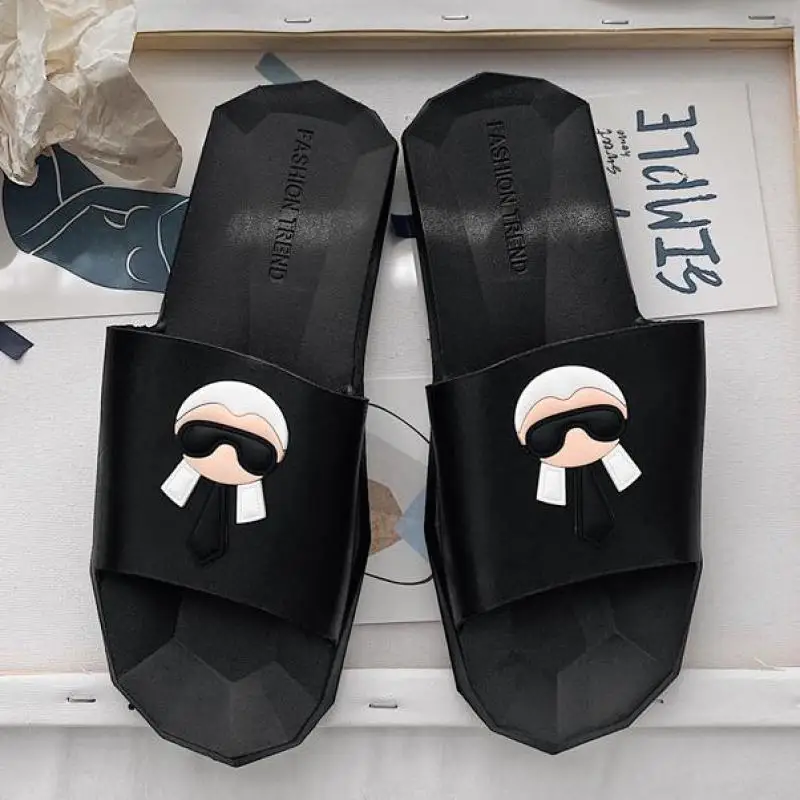

Summer Men Slippers Outdoor Indoor Non-slip Comfortable Sandals Flip Flop Fashion Slides Women Shoe Beach Slippers Black White