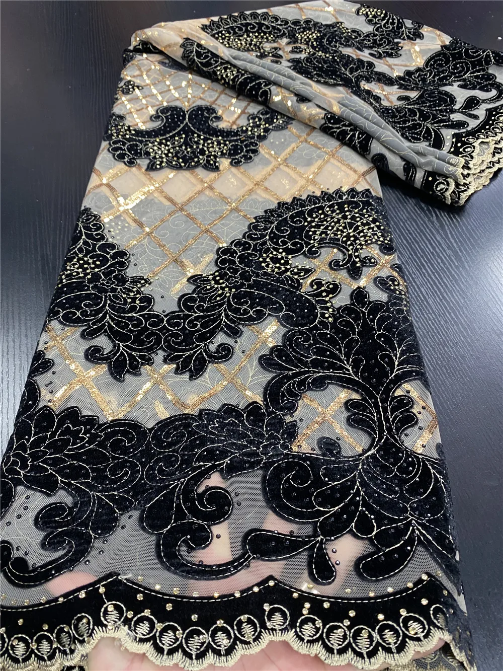 

XIYA Nigerian Lace Fabrics African Lace Fabric 2020 High Quality Velvet Lace With Stones French Lace Fabric Sewing QF3498B-2