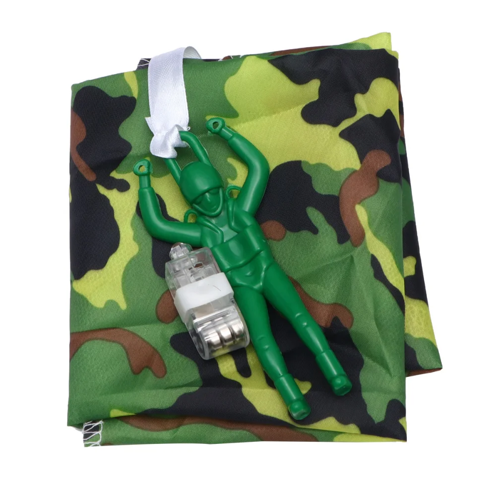 

2Pcs Free Hand Throw Mini Parachute with Light Classic Flying Toys Funny Outdoor Kids (Camouflage + Colorful Light)