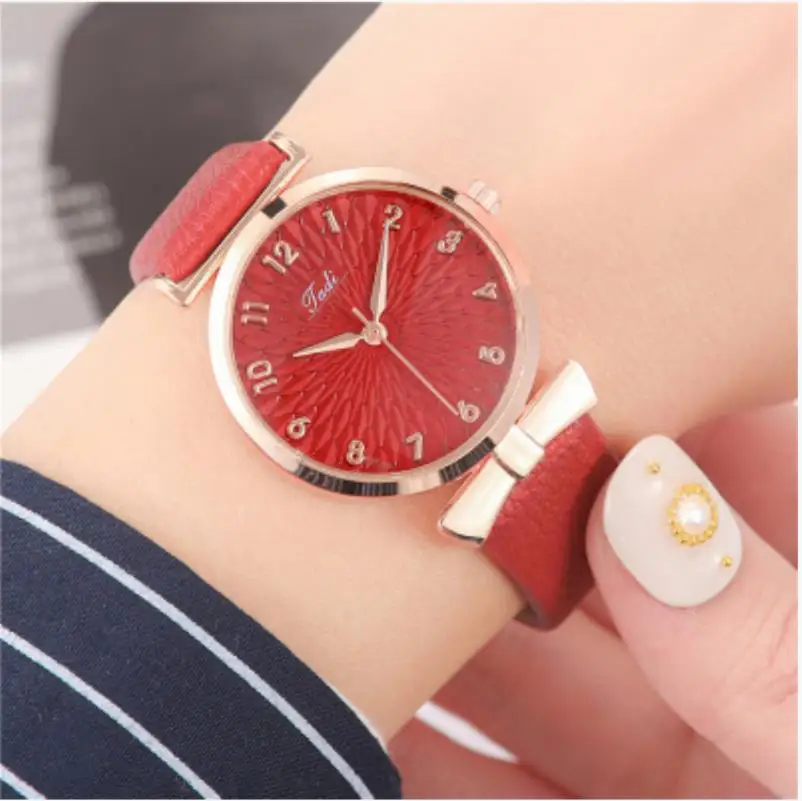 

2021 hot style Korean casual fashion ladies belt watch printing digital face female student quartz watch wholesale