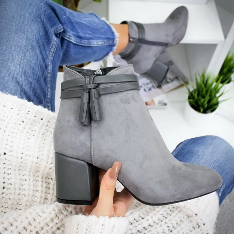 

2020 Red Tassel Ankle Shoes Women's Shoes Single Boots Autumn Winter Pointed Toe Thick With Short Boots