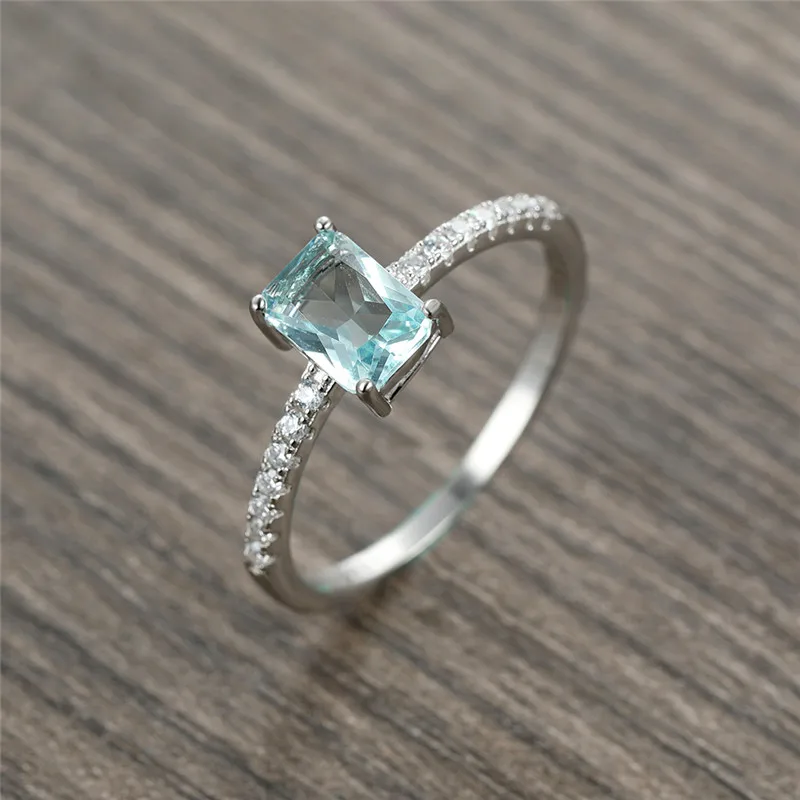 Кольцо с аквамарином женское геометрическое прямоугольное под серебро 925 пробы